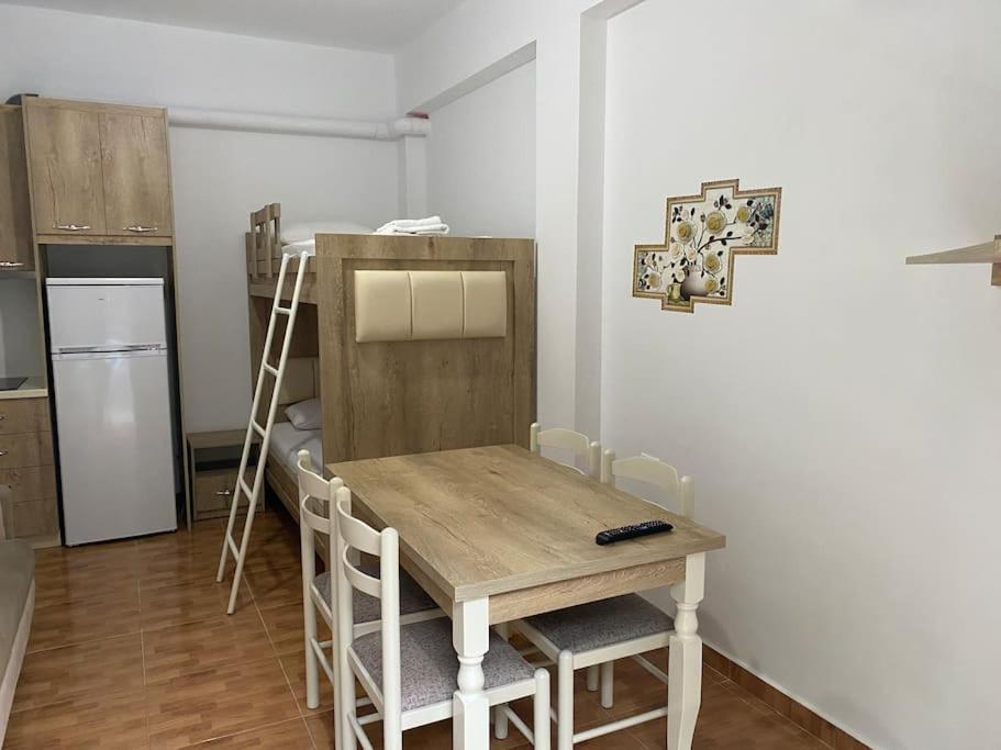 Guesthouse Xhimi Ksamil Extérieur photo