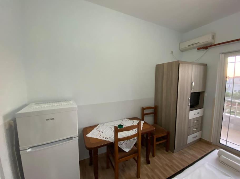 Guesthouse Xhimi Ksamil Extérieur photo